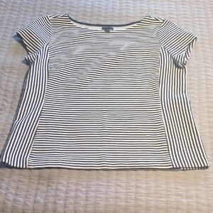 Ann Taylor Black and White Striped Short Sleeve Top